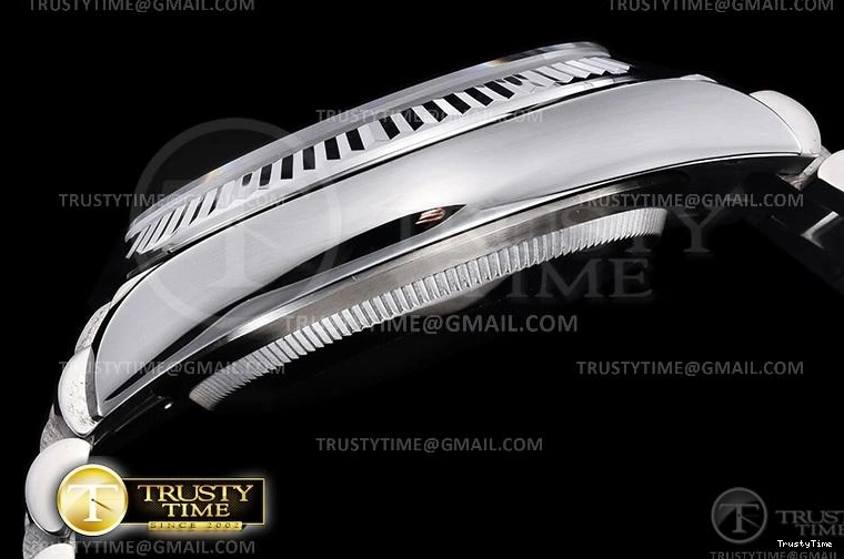 0124 ModernLook RDD0224B – DayDate 36mm 747